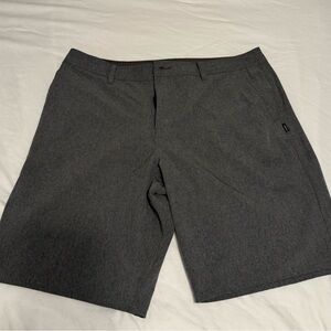 O’Neill men’s dark gray shorts lightweight